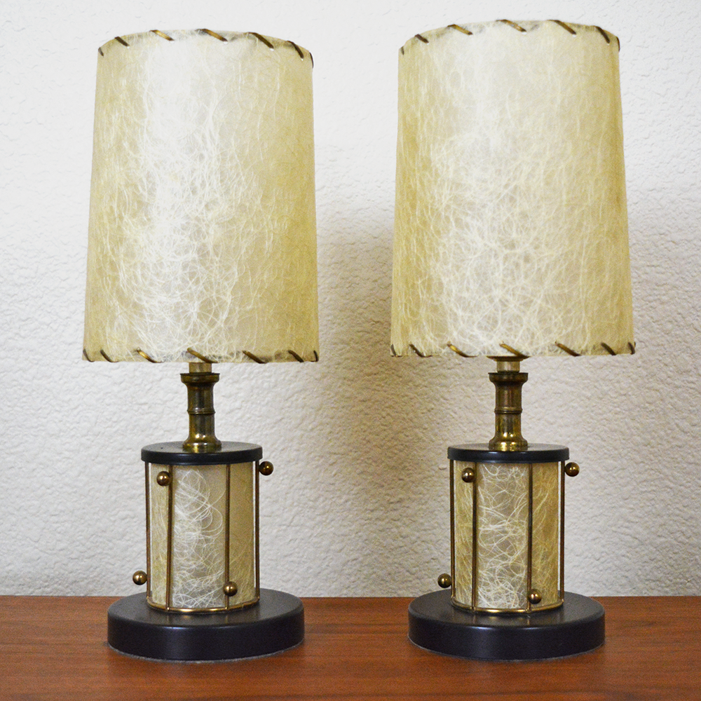 ​Mid Century Atomic Fiberglass and Brass Lamp - a Pair las vegas