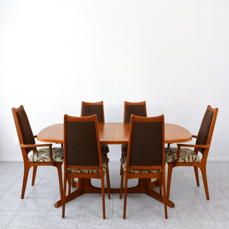 mid century danish teak dining table and chairs by Gudme mobelfabrik
