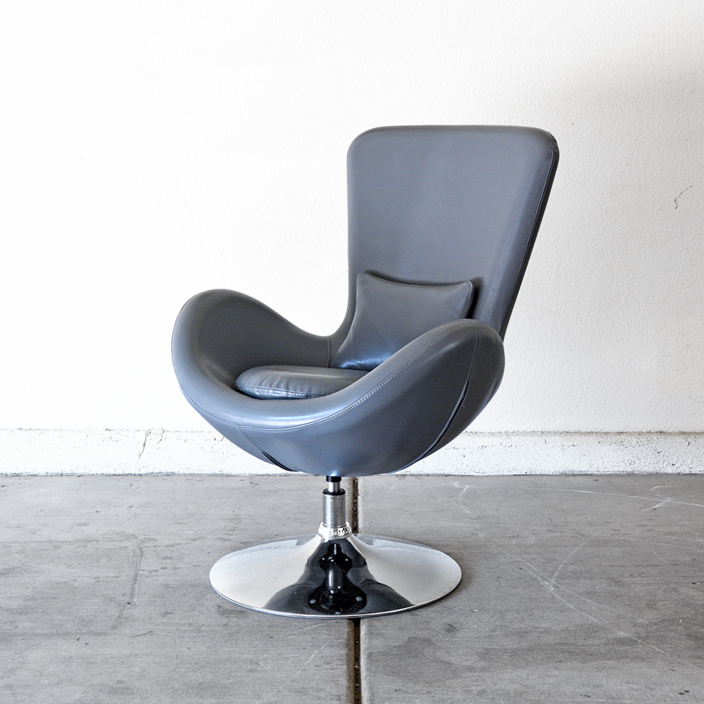 ​Mid Century Style Leather and Chrome Swan Chair las vegas